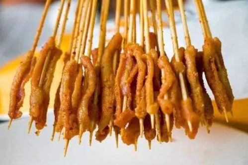 30串10元的烤鸭肠,为何这么便宜,看完其中的秘密你还敢买吗